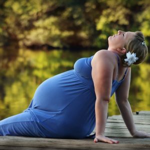 4 Tips For Staying Within A Healthy Weight Range During Pregnancy